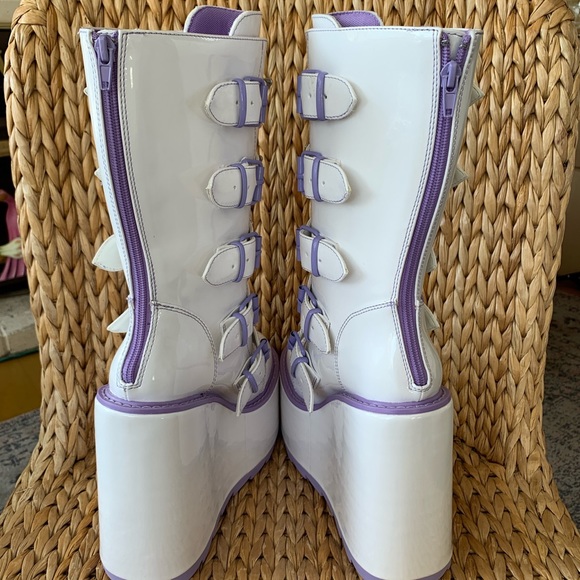 New in box YRU Butterfly Dune Platform Boots - Picture 4 of 6